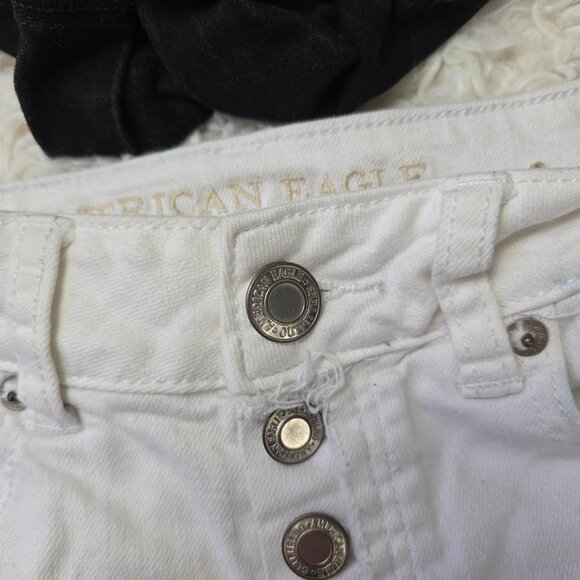 American Eagle White Hi Rise Button Fly  Denim Shorts, Size 4 - Picture 3 of 6